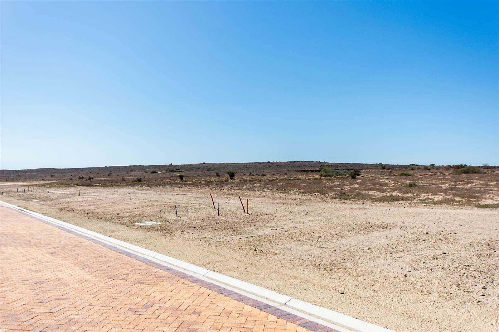 704 m² Land available in Langebaan Country Estate photo number 14