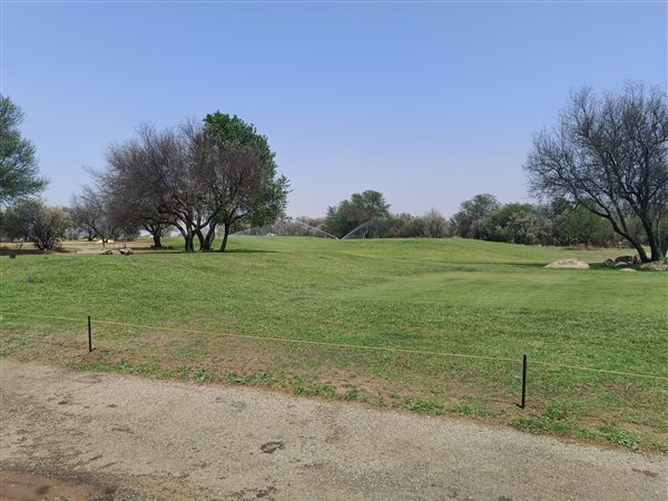 871 m² Land