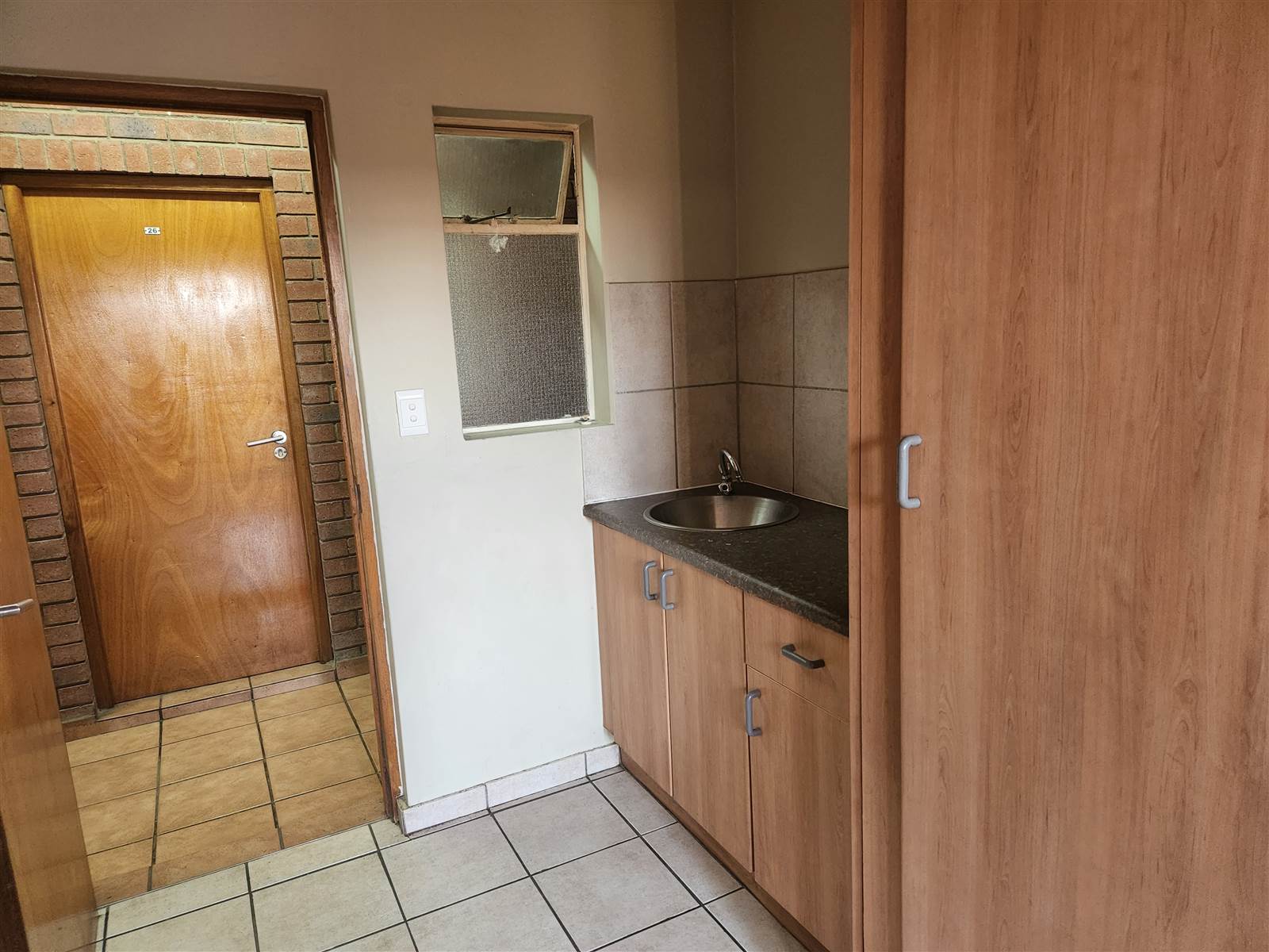 1 Bed House in Auckland Park photo number 6