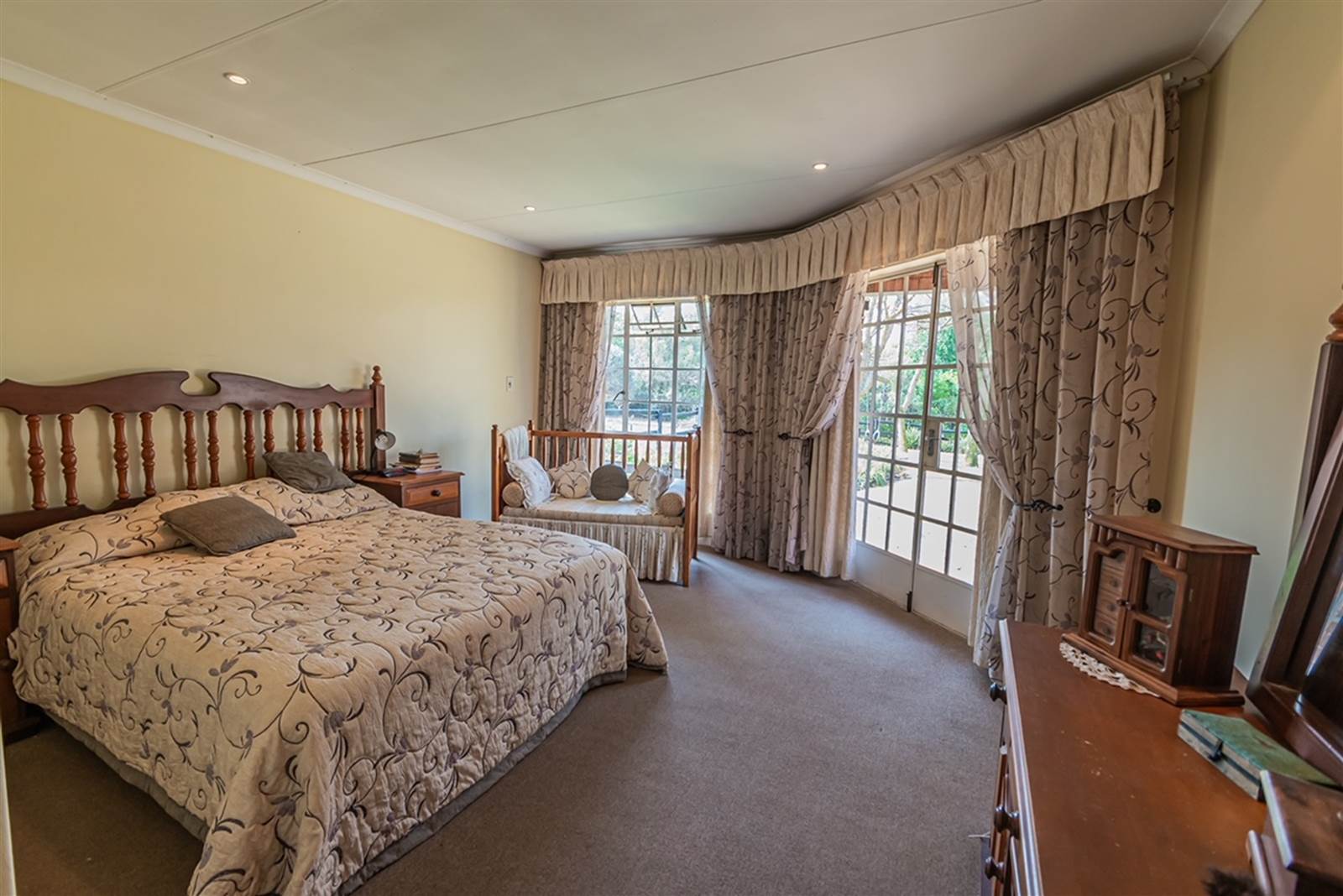 4 Bed House in Mooikloof Equestrian Estate photo number 25