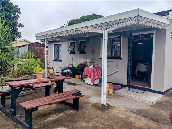 3 Bedroom House 3 Bedroom House
