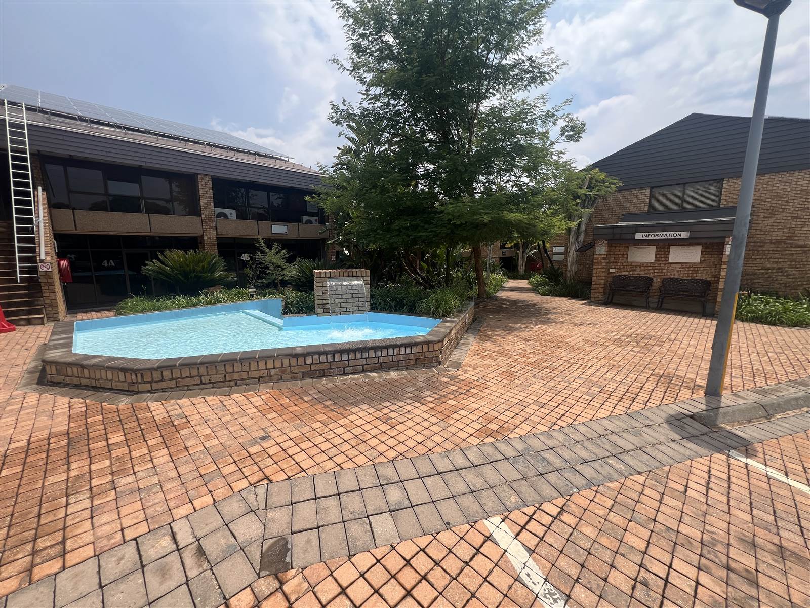 105  m² Commercial space in Garsfontein photo number 8