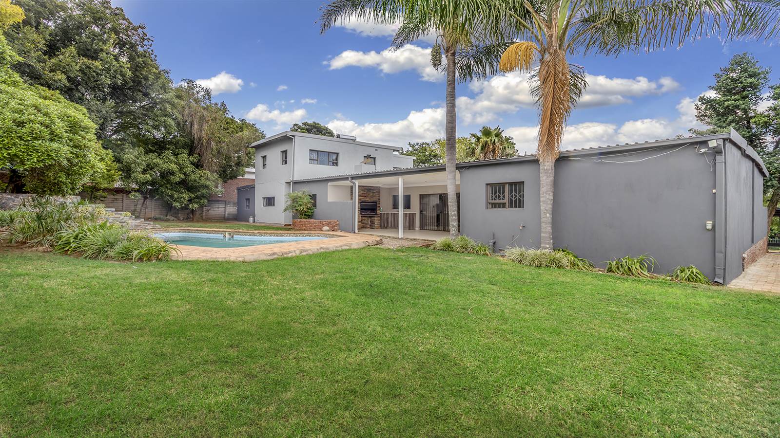 5 Bed House in Constantia Park photo number 3