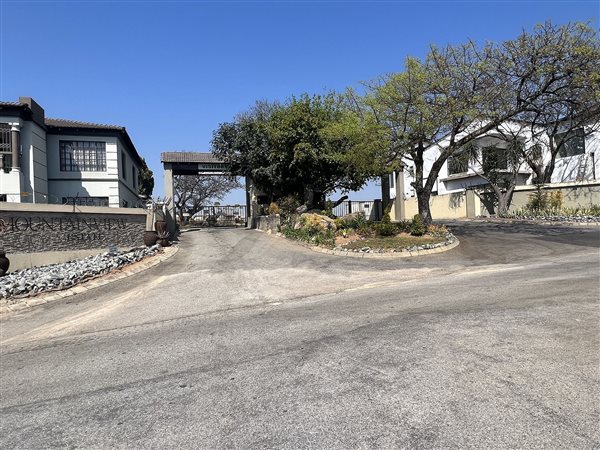 606 m² Land available in Drum Rock