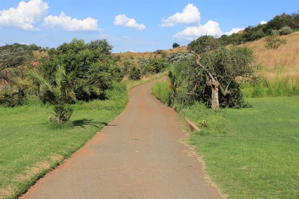 34.3 ha Land available in Krugersdorp Central photo number 4