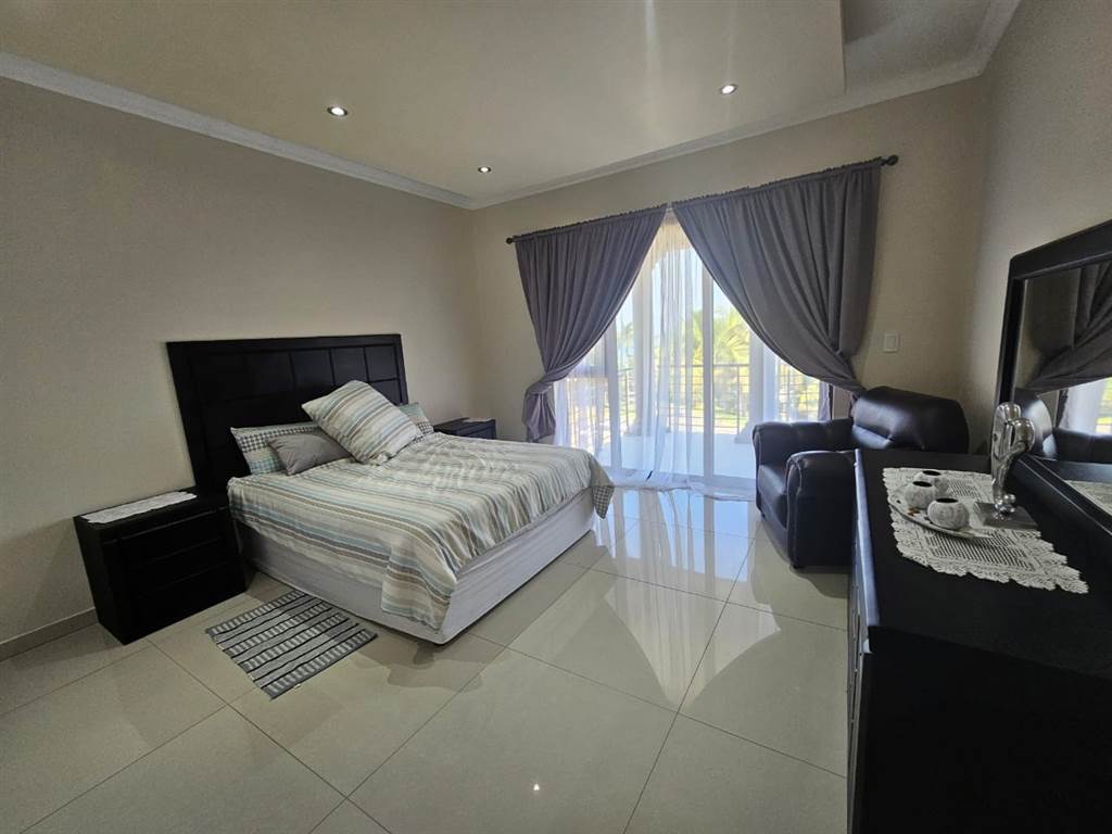 6 Bed House in Ballito photo number 24