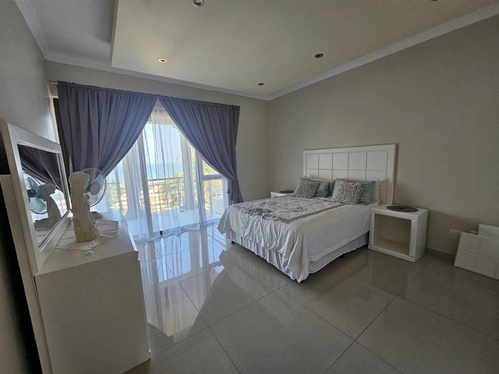 6 Bed House in Ballito photo number 26