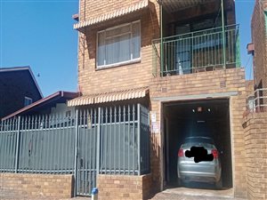 4 Bed House in Actonville