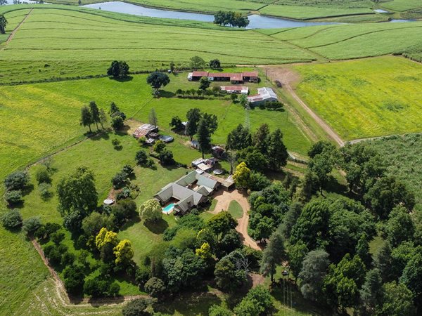 10.1 ha Smallholding 10.1 ha Smallholding