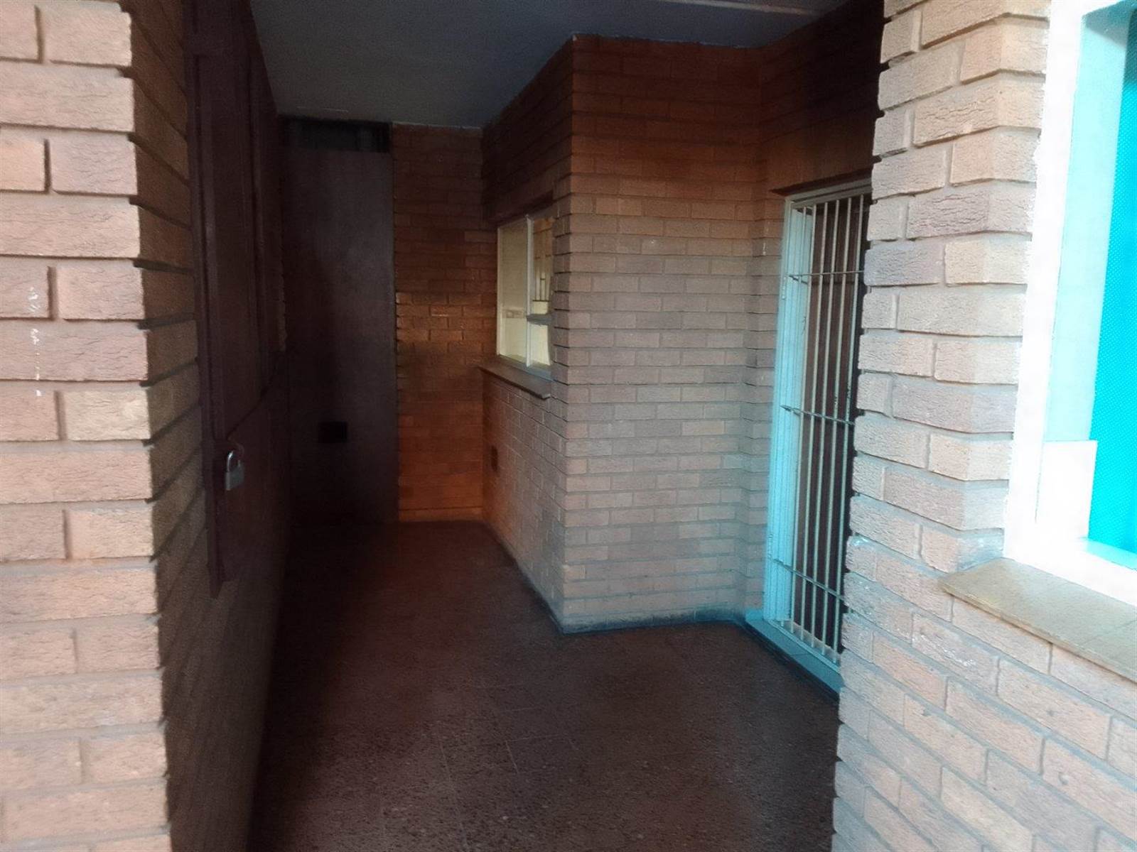 2 Bed Apartment in Pretoria North photo number 23