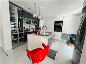 House in Strubenvale