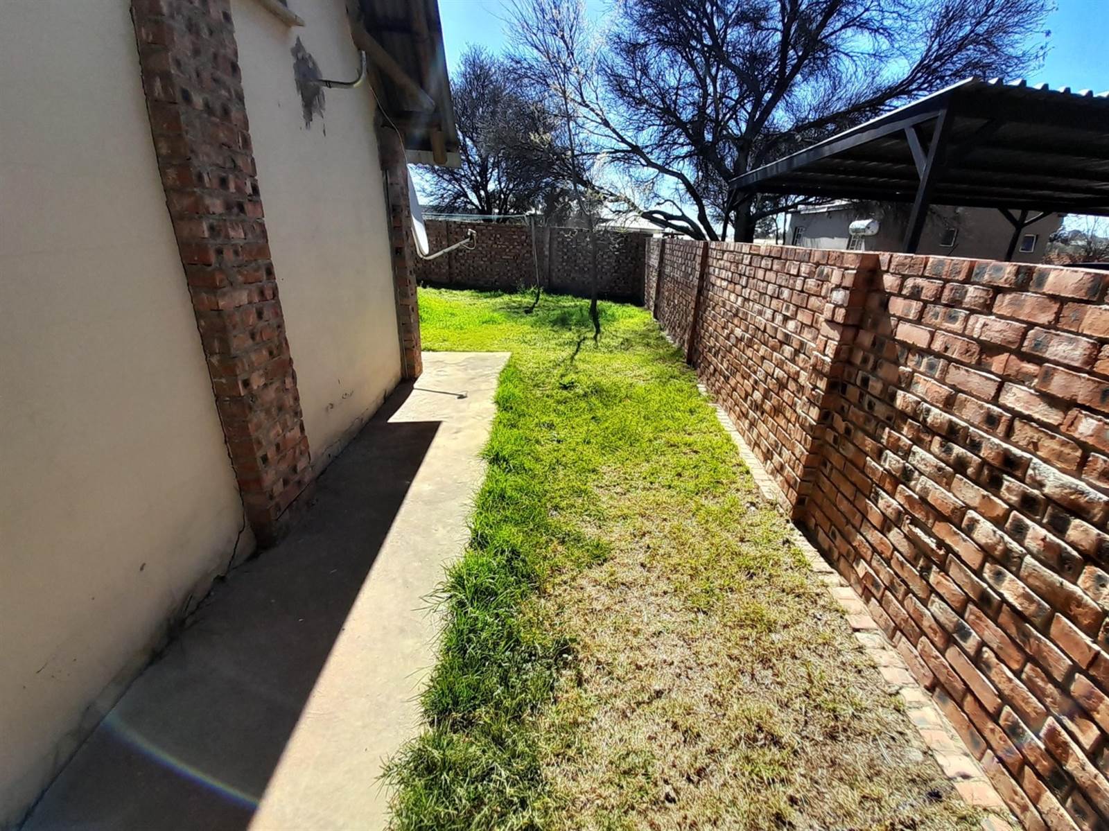 350 m² Land available in Bloemfontein Farms photo number 3