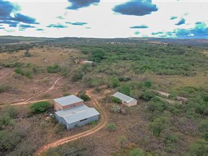 5 ha Farm in Kameelfontein and surrounds