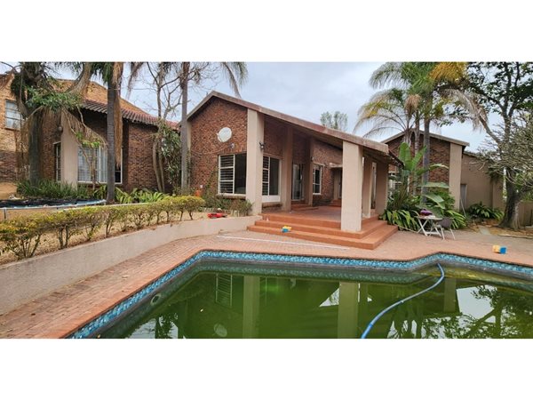 3 Bedroom House 3 Bedroom House