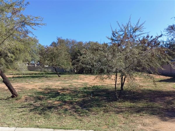 1064 m² Land available in Wesbank