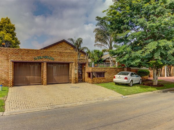 3 Bedroom House 3 Bedroom House