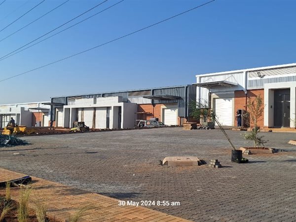 505  m² Industrial space