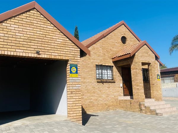 3 Bedroom House 3 Bedroom House