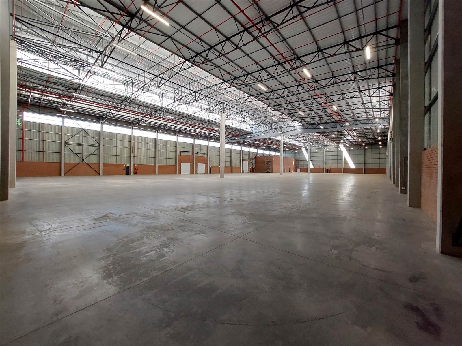 5478  m² Industrial space in Louwlardia photo number 2