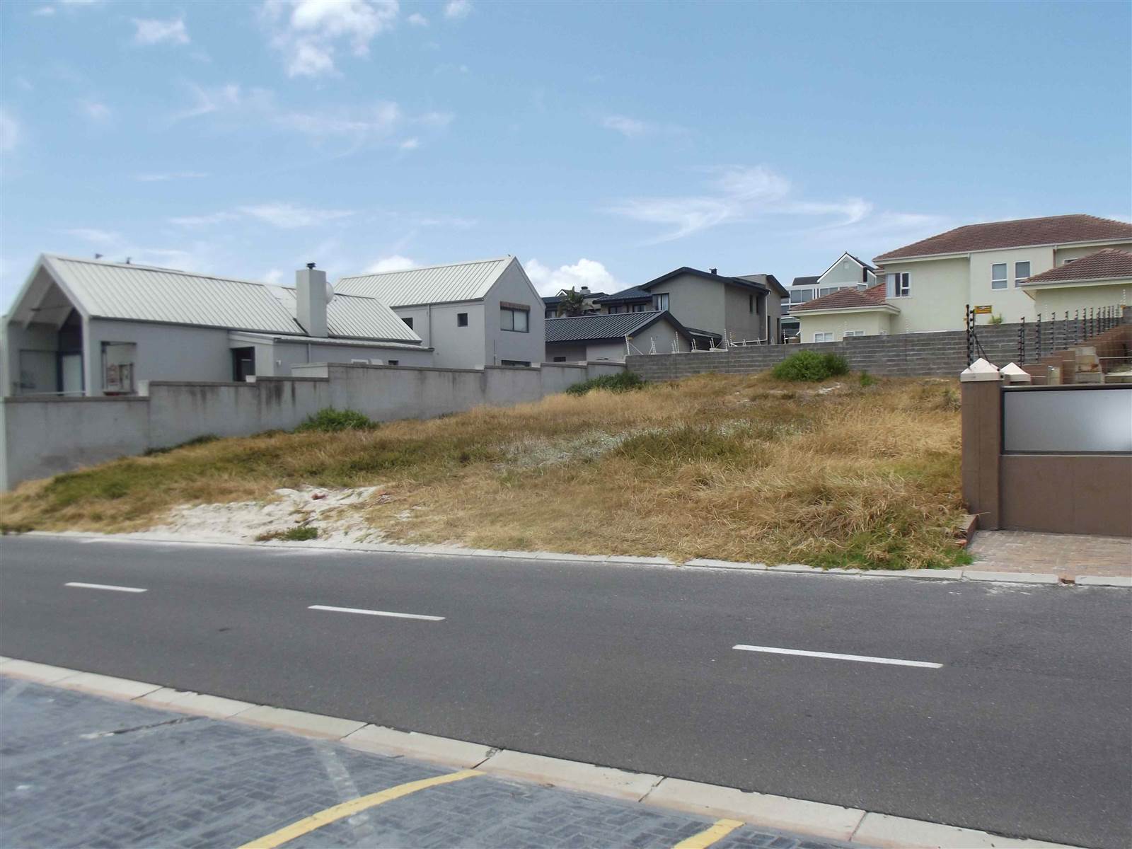 627 m² Land available in Bloubergstrand photo number 10