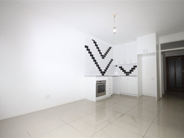 2 Bed Apartment in Gardens