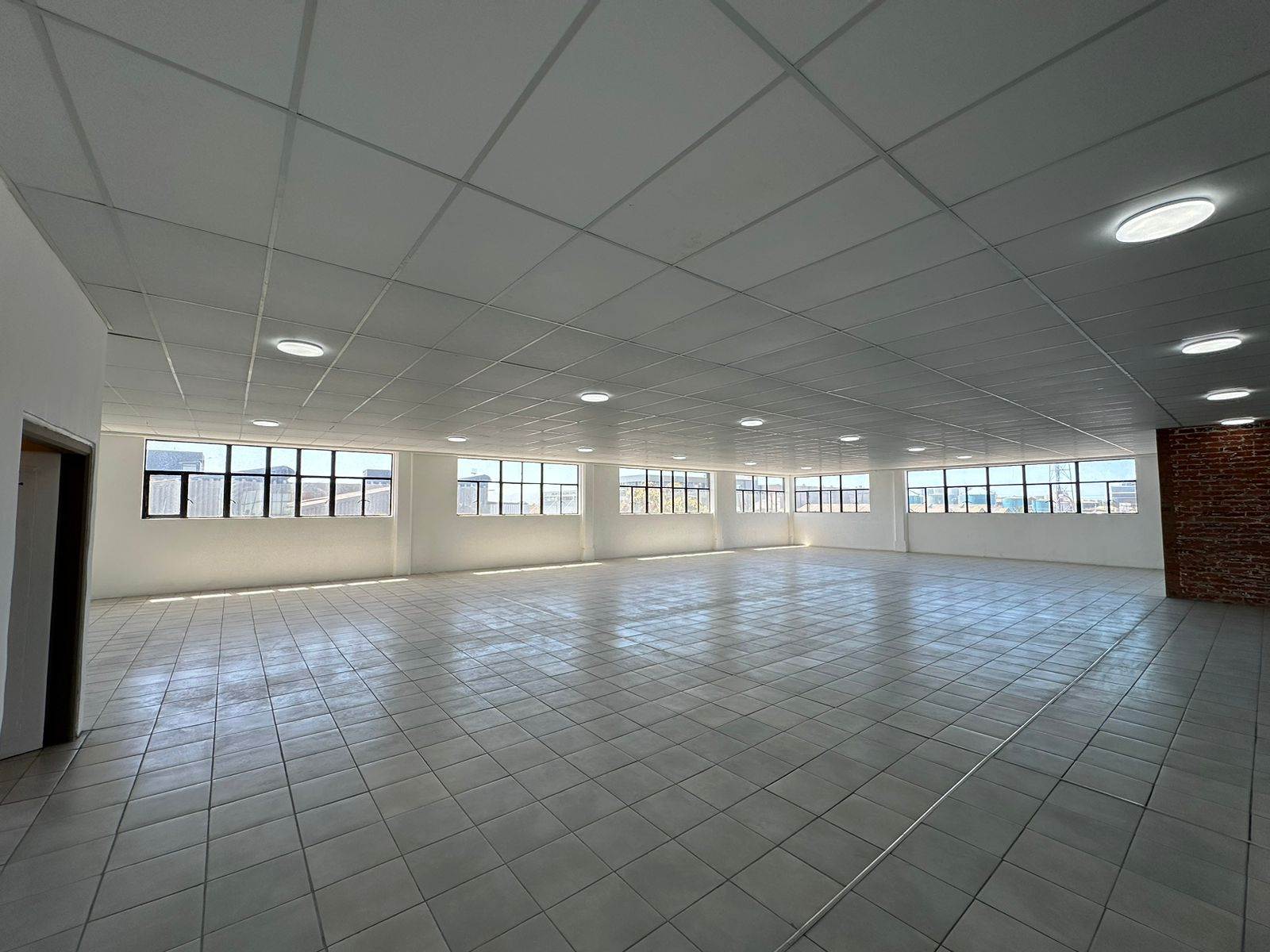 2450  m² Commercial space in Maitland photo number 17