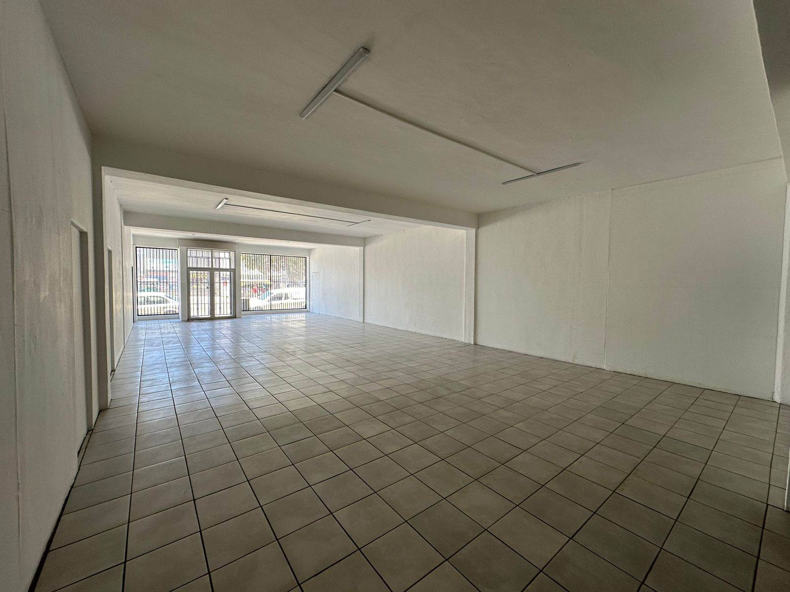 2450  m² Commercial space in Maitland photo number 5
