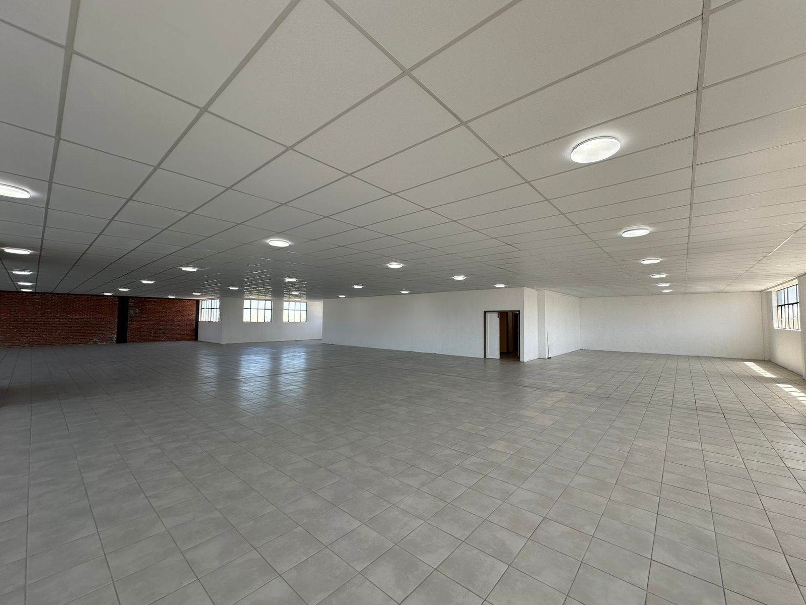 2450  m² Commercial space in Maitland photo number 25