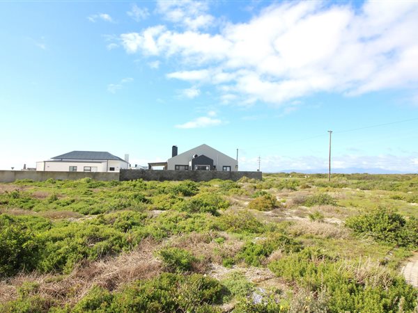 616 m² Land