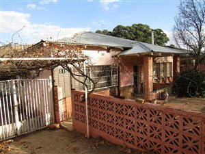 3 Bed House in Bezuidenhout Valley