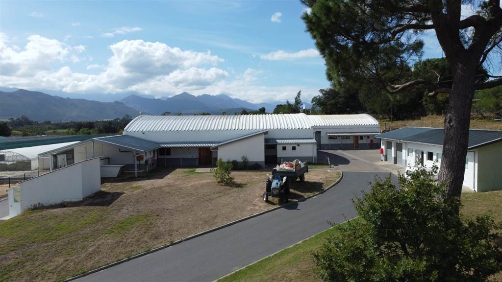 1550  m² Commercial space in Paarl photo number 8