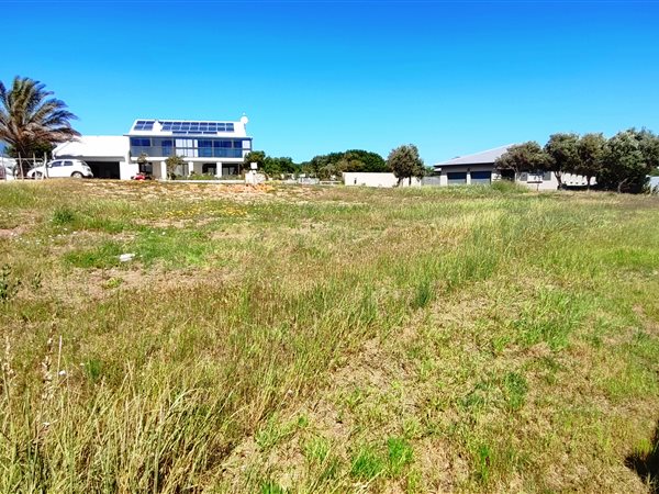 658 m² Land