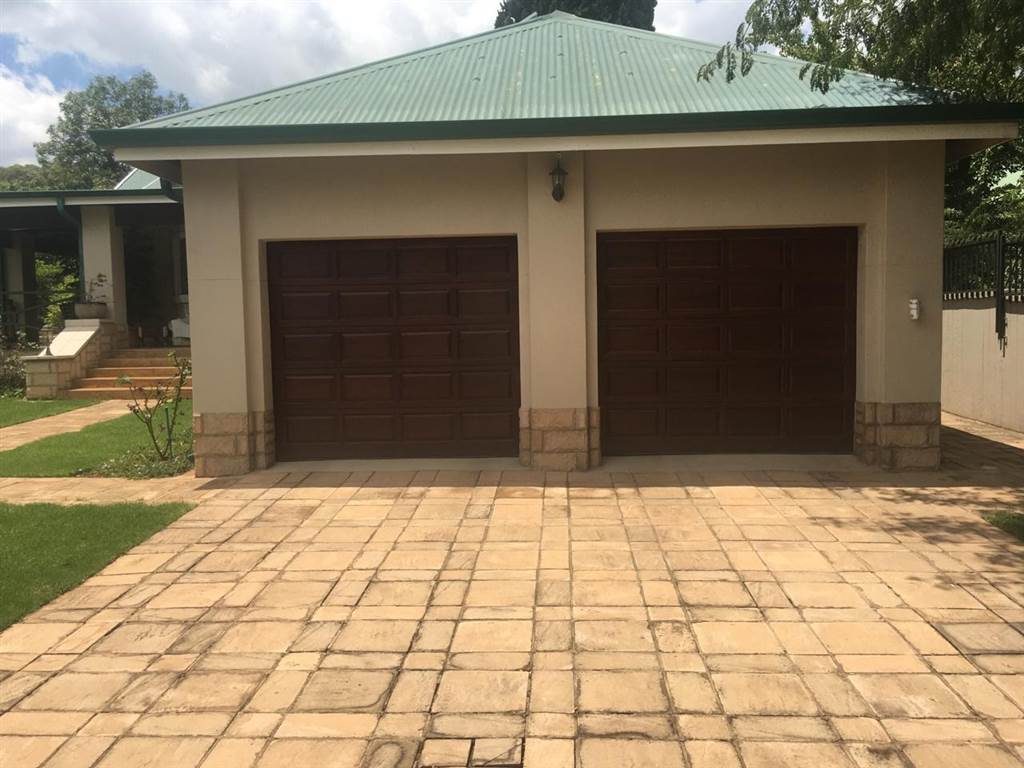 3 Bed House in Cullinan photo number 4