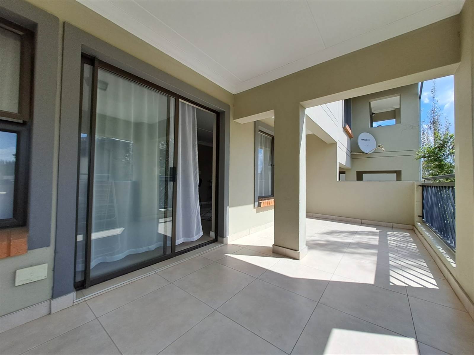 3 Bed Townhouse in Kyalami Hills photo number 14