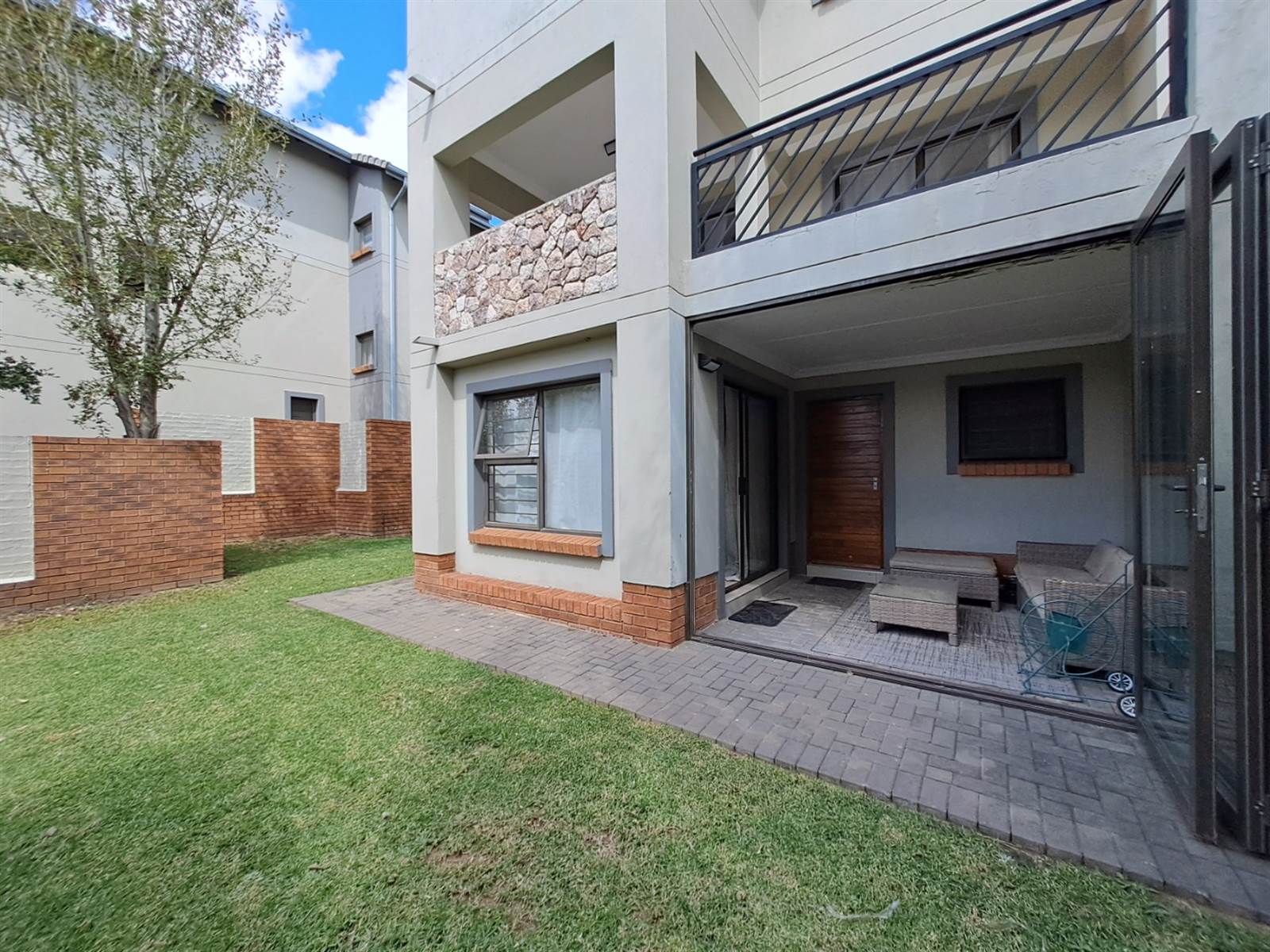 3 Bed Townhouse in Kyalami Hills photo number 27