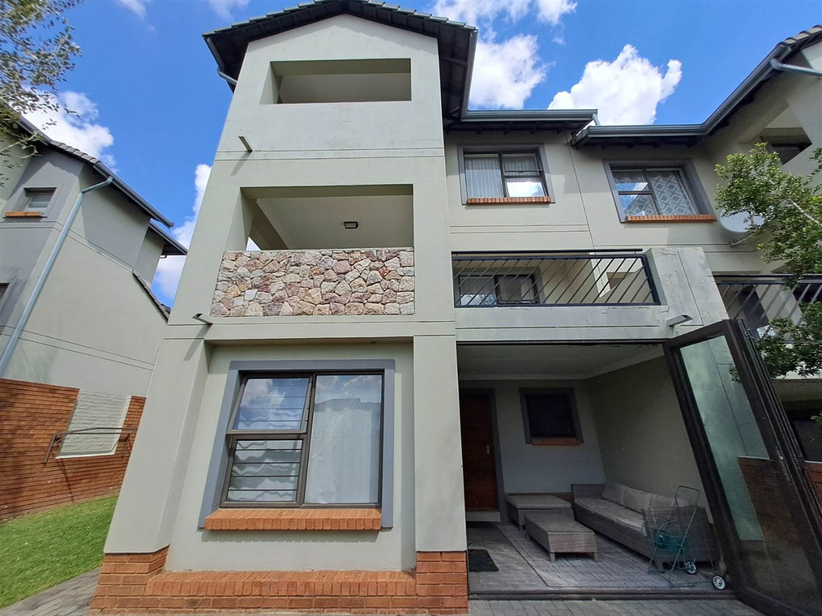 3 Bed Townhouse in Kyalami Hills photo number 30