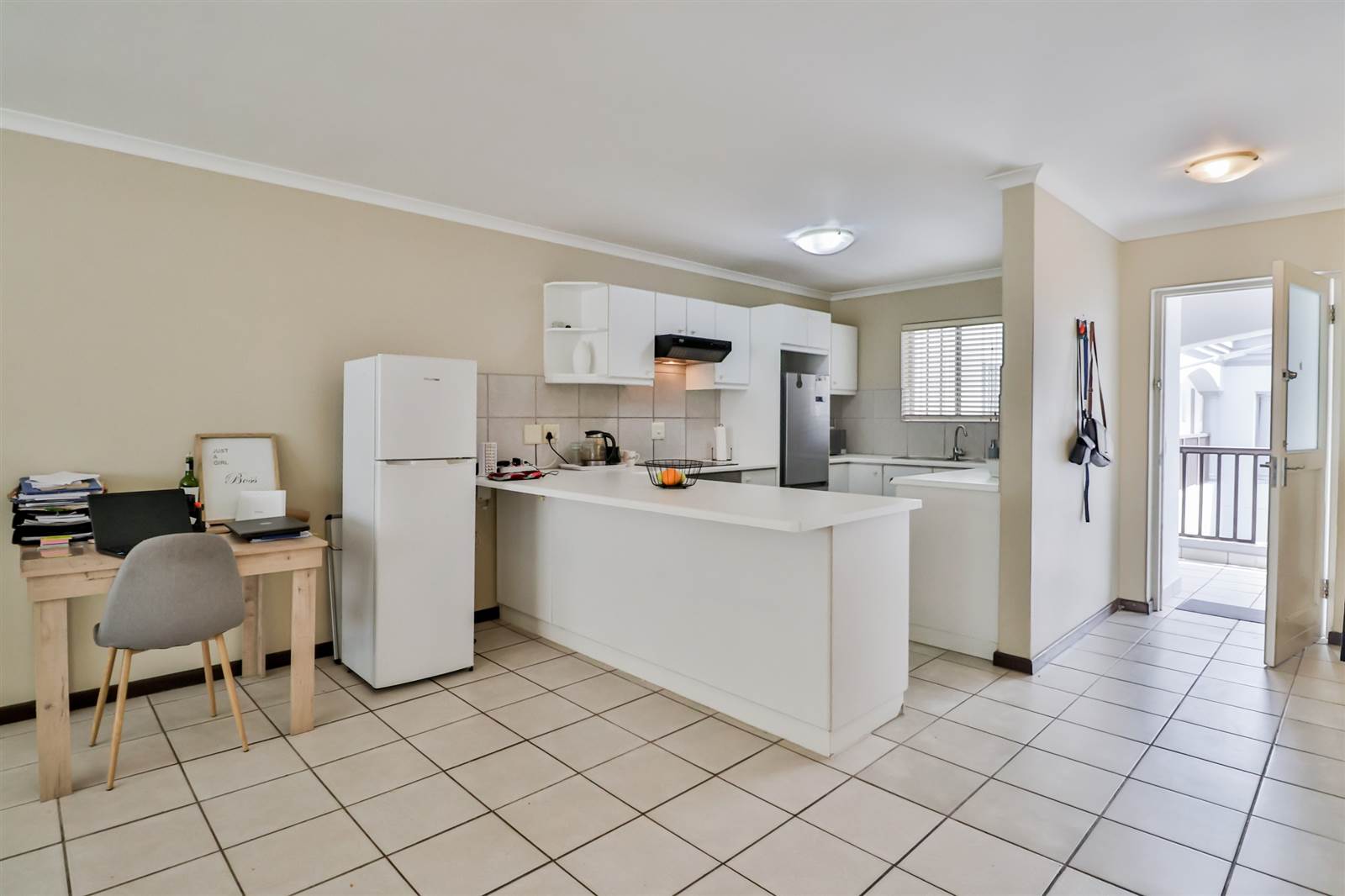 2 Bed Apartment in Upper Robberg photo number 5