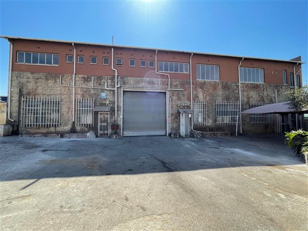 650  m² Industrial space