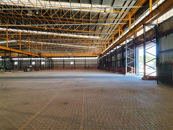 22 800  m² Industrial space