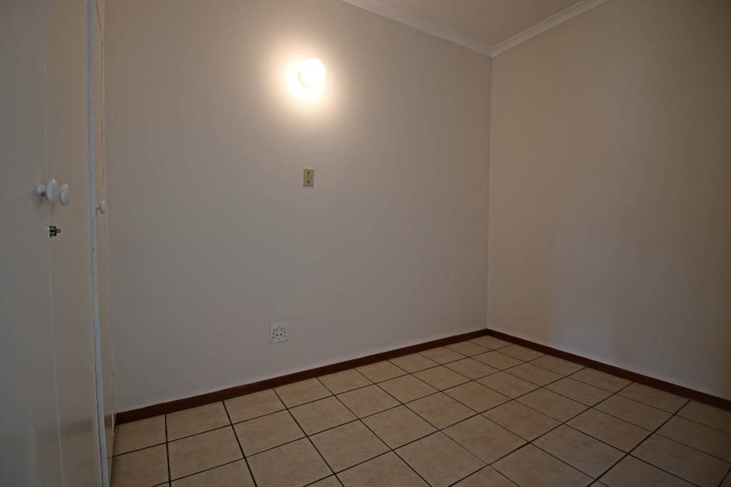 Studio Apartment in Observatory photo number 14