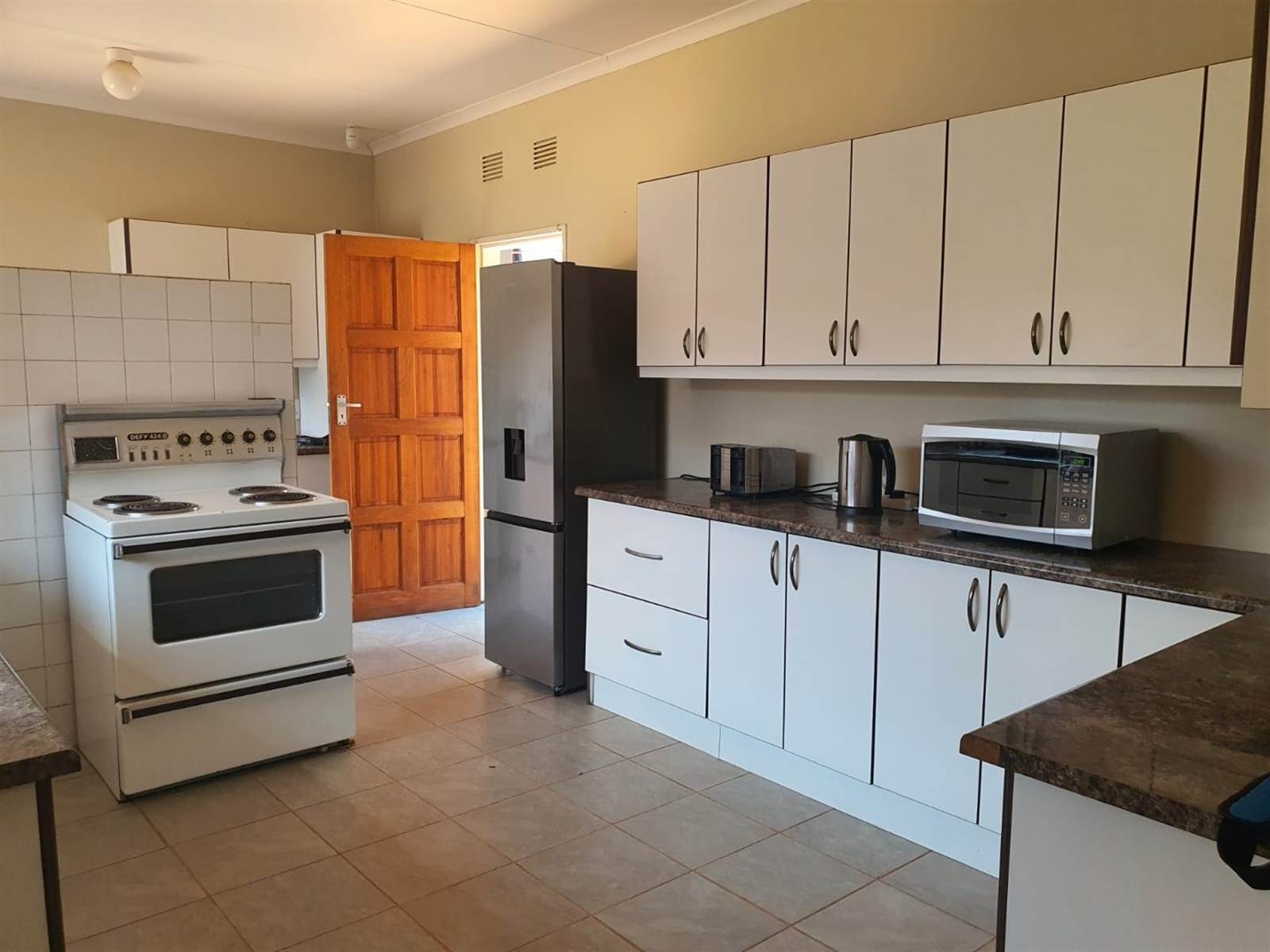 4 Bed House in Potchefstroom Central photo number 4