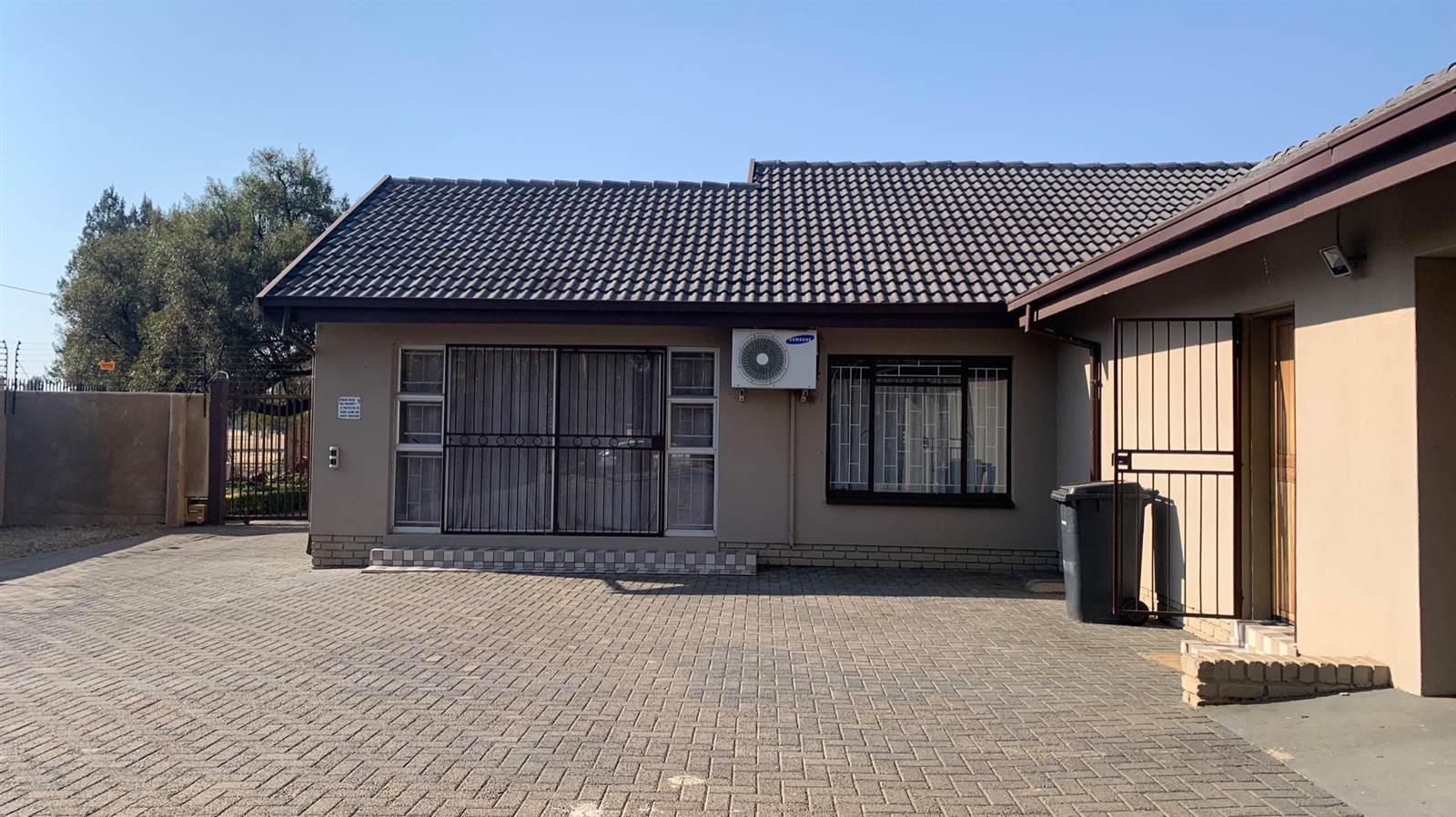 3 Bed House in Bronkhorstspruit photo number 3
