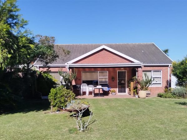 3 Bedroom House 3 Bedroom House