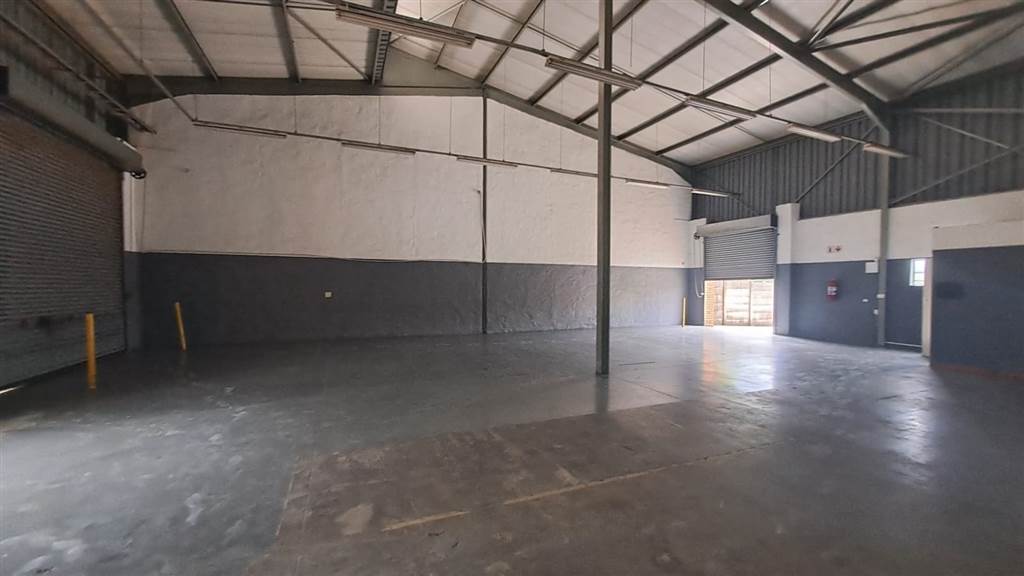206  m² Industrial space in Silverton photo number 9