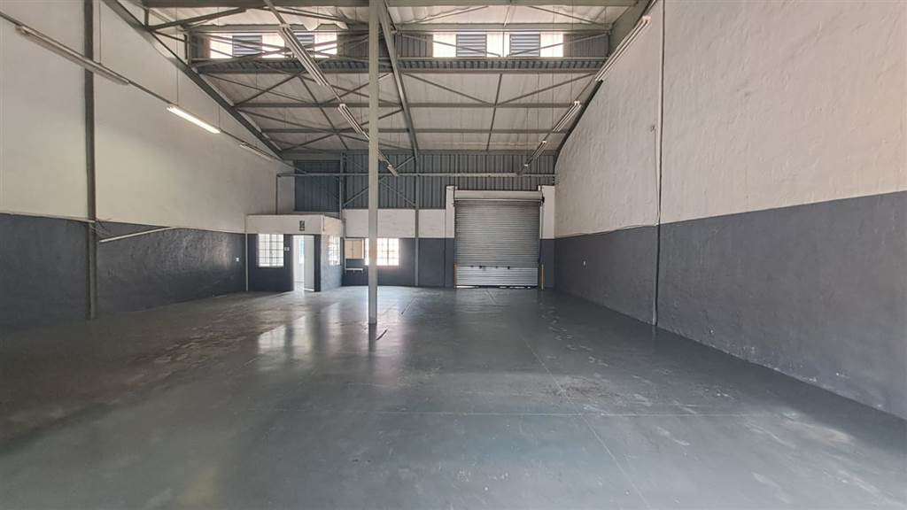 206  m² Industrial space in Silverton photo number 5