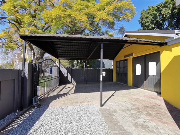 250 m² Office Space 250 m² Office Space