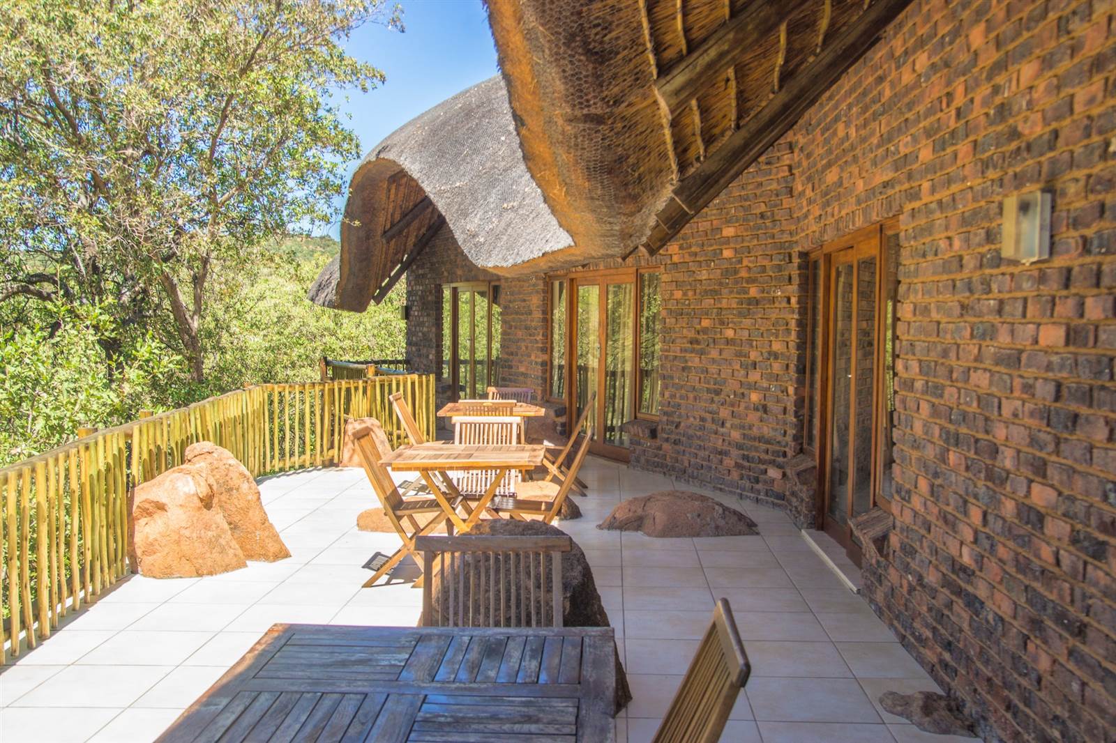 8 Bed House in Mabalingwe Nature Reserve photo number 18