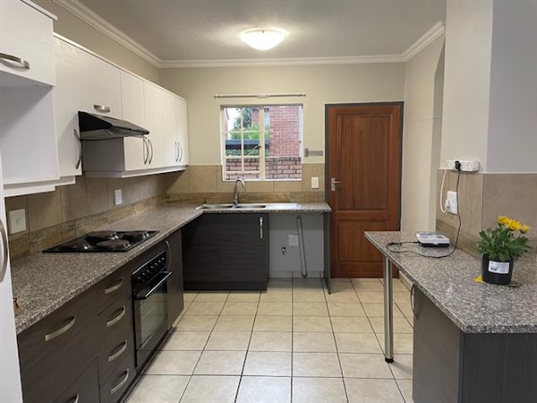 3 Bedroom Duplex 3 Bedroom Duplex
