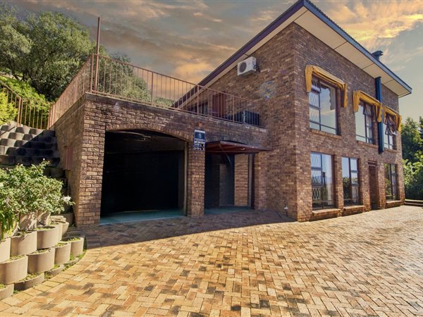 3 Bedroom House 3 Bedroom House