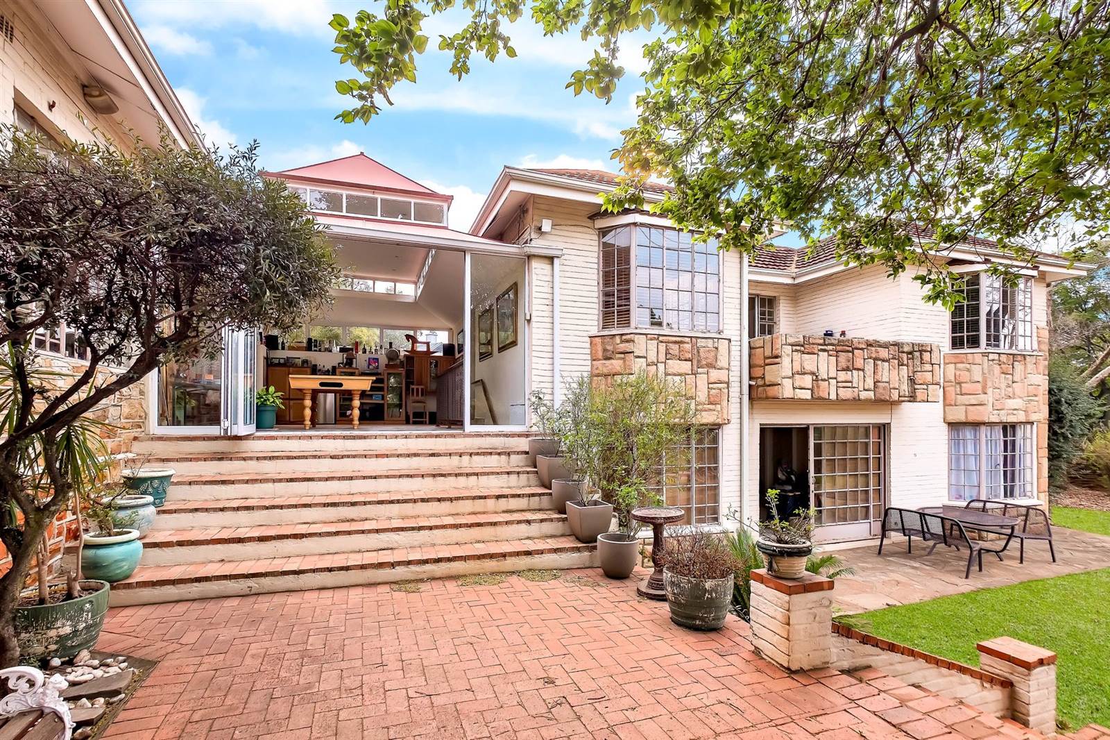 3 Bed House in Parktown photo number 16